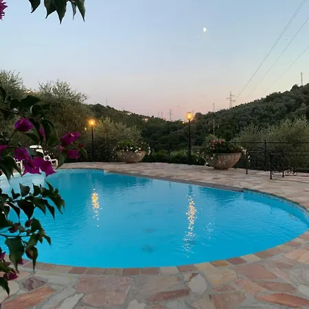Villare, Con Piscina Nel In Riviera